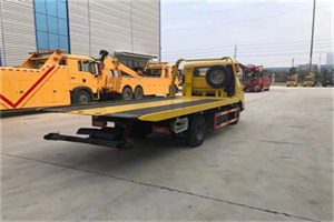 山东庄非事故拖车