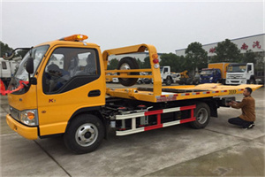 山东庄哪里有拖车服务